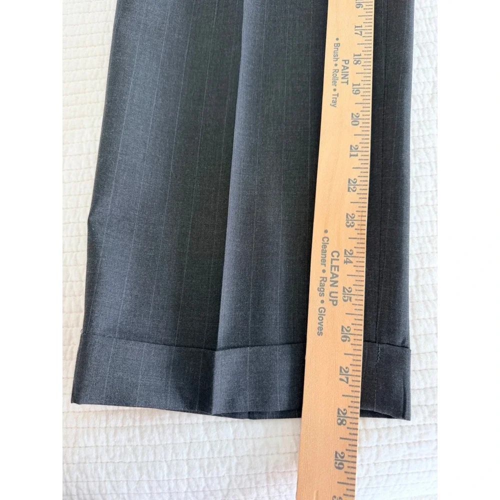 Jos. A. Bank Mens 40R Wool Pinstripe Suit Charcoal Gray 3 Button Pleated Cuffed